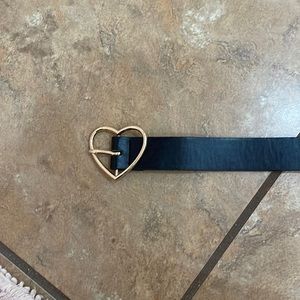 Black gold heart belt
